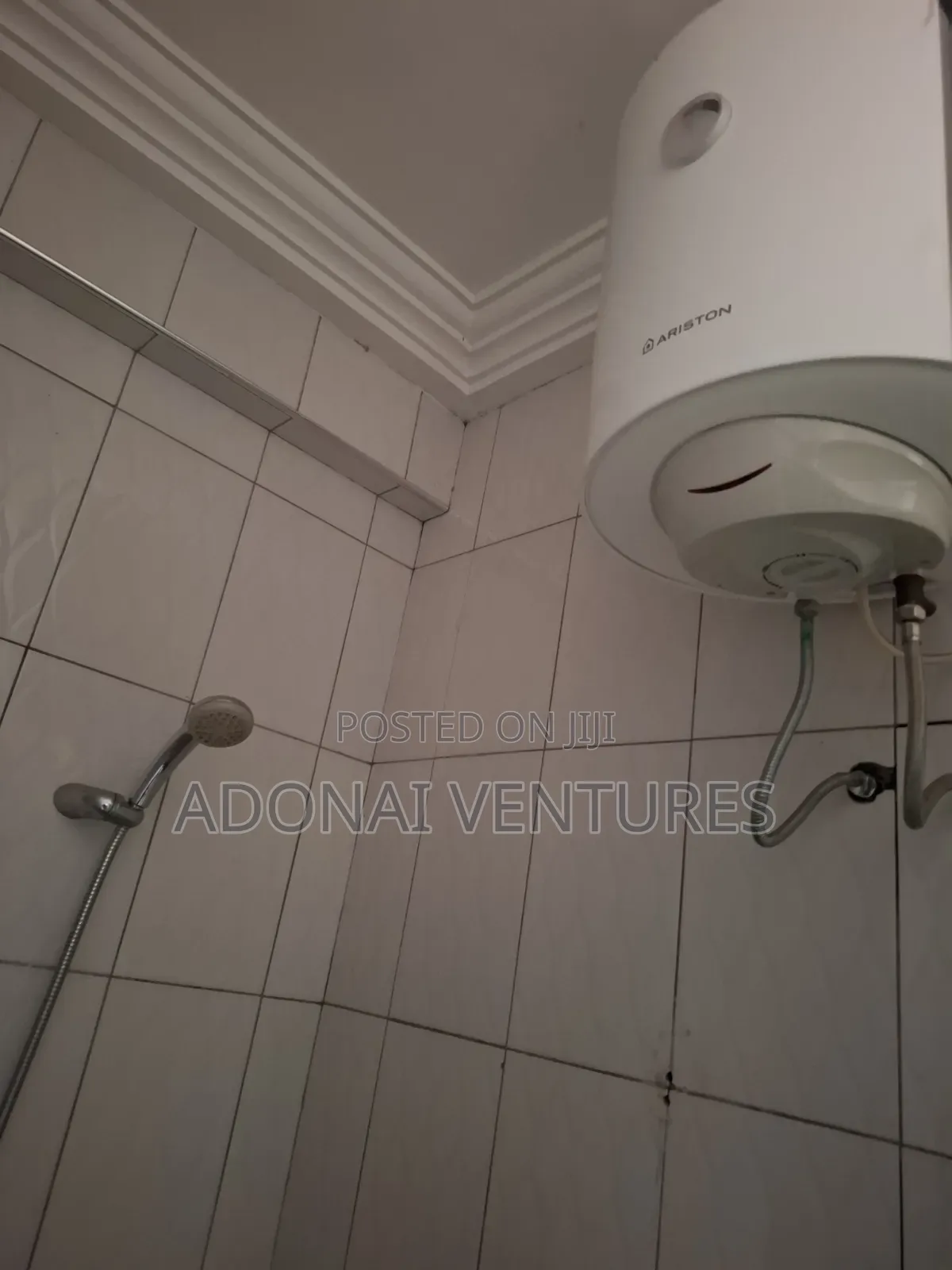 4bdrm House in Ahodwo Daban, Kumasi Metropolitan for sale