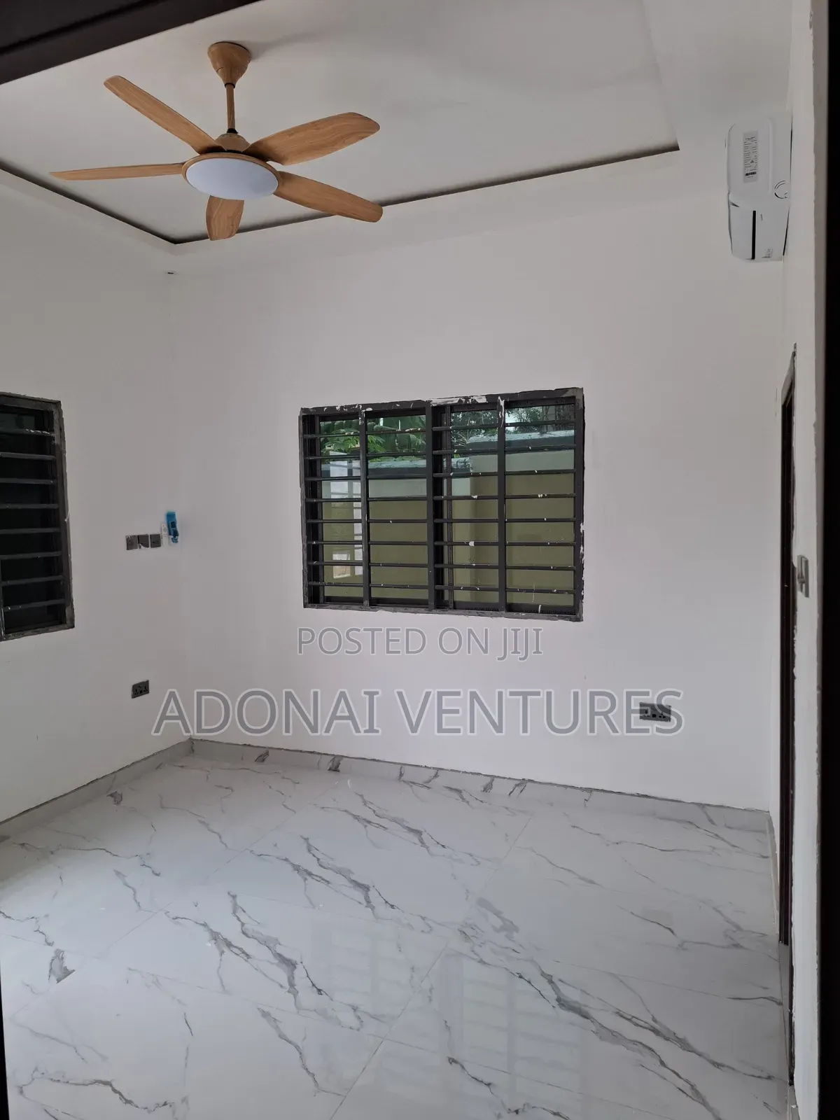 4bdrm House in Ahodwo Daban, Kumasi Metropolitan for sale
