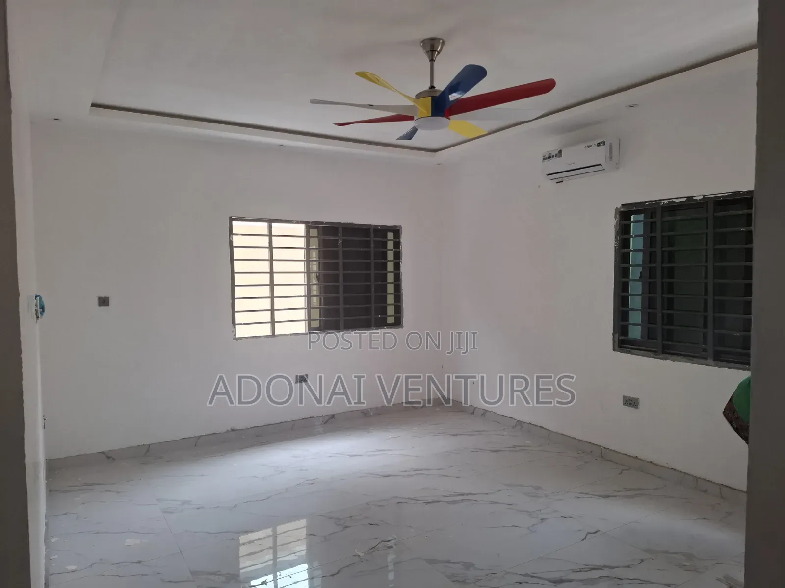 4bdrm House in Ahodwo Daban, Kumasi Metropolitan for sale