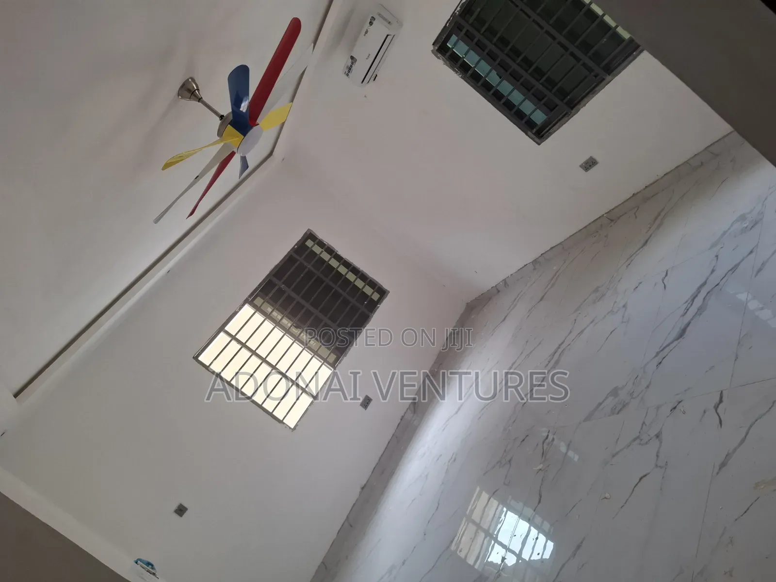 4bdrm House in Ahodwo Daban, Kumasi Metropolitan for sale