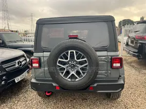 Jeep Wrangler 2022 Gray