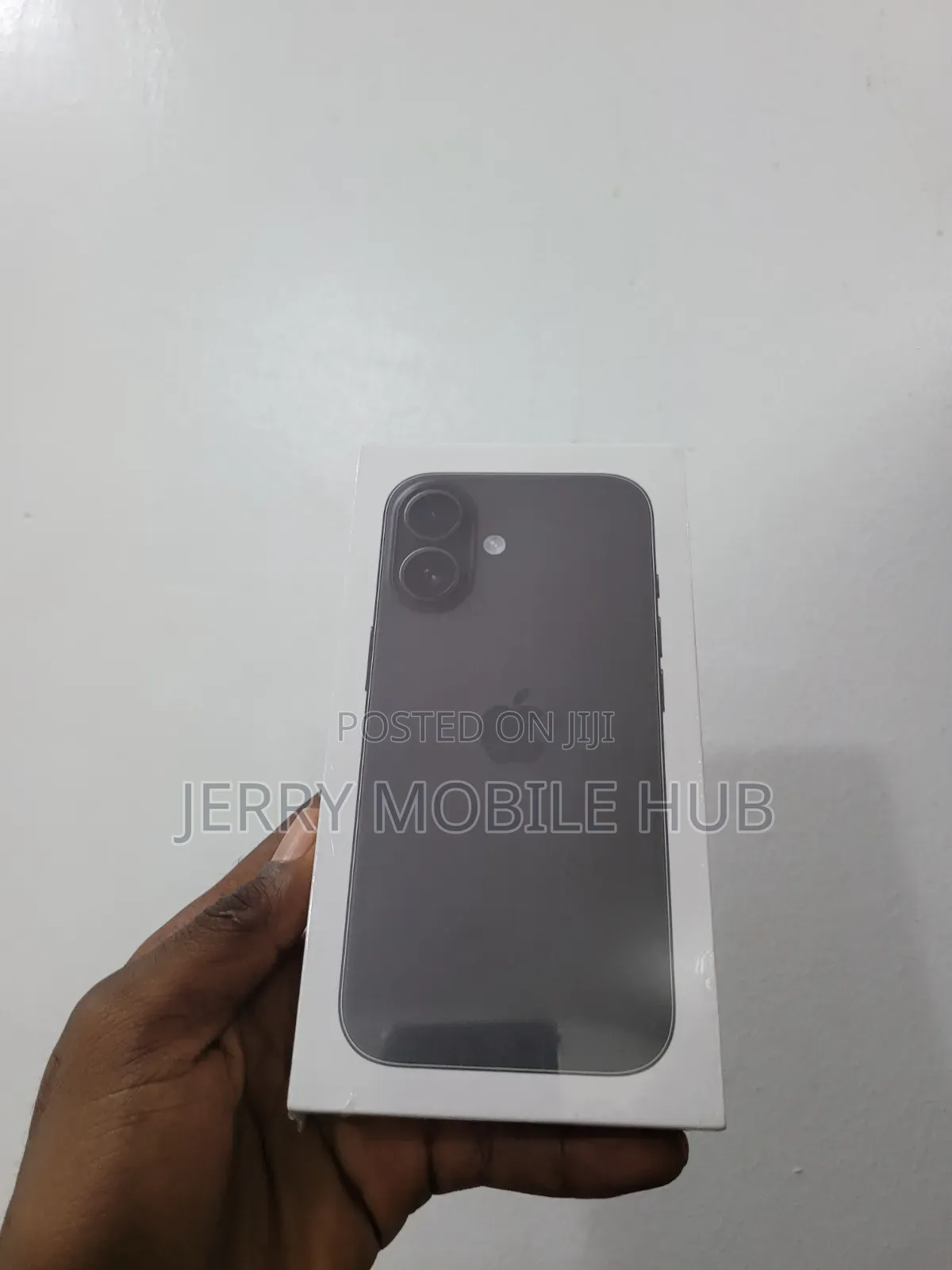 New Apple iPhone 16 256 GB Black