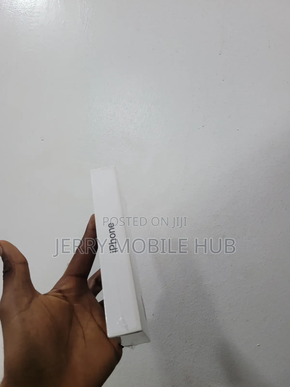 New Apple iPhone 16 256 GB Black