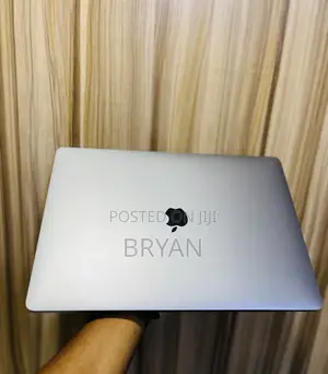 Laptop Apple MacBook Pro 2019 16GB Intel Core i7 SSD 512GB