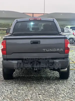 Toyota Tundra 2018 Gray