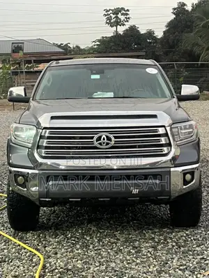 Toyota Tundra 2018 Gray