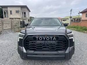 Toyota Tundra SR Double Cab 8.1' Bed 2024 Black