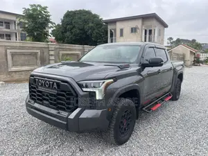 Toyota Tundra SR Double Cab 8.1' Bed 2024 Black