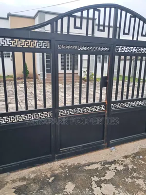 3bdrm House in Opah, Amasaman for sale
