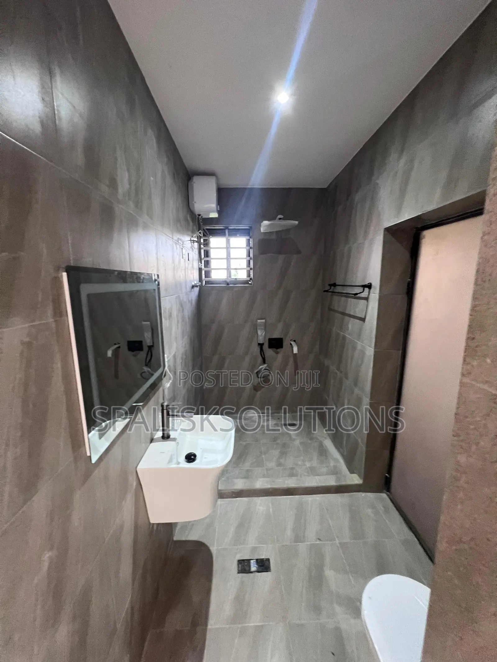 Furnished 3bdrm House in Kasoa for sale