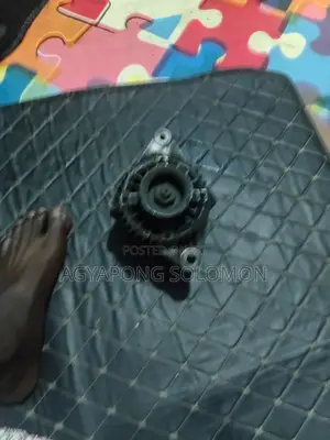 Toyota Vitz Alternator