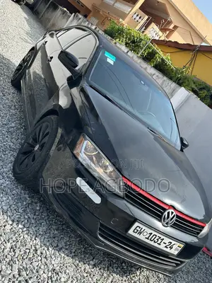 Volkswagen Jetta SportWagen S 2011 Black