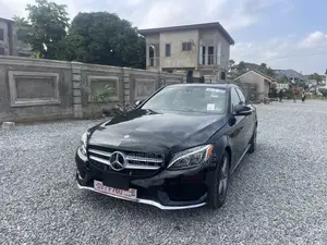 Mercedes-Benz C300 Luxury 4dr AWD 4Matic Sedan (2.0L 4cyl 7A) 2015