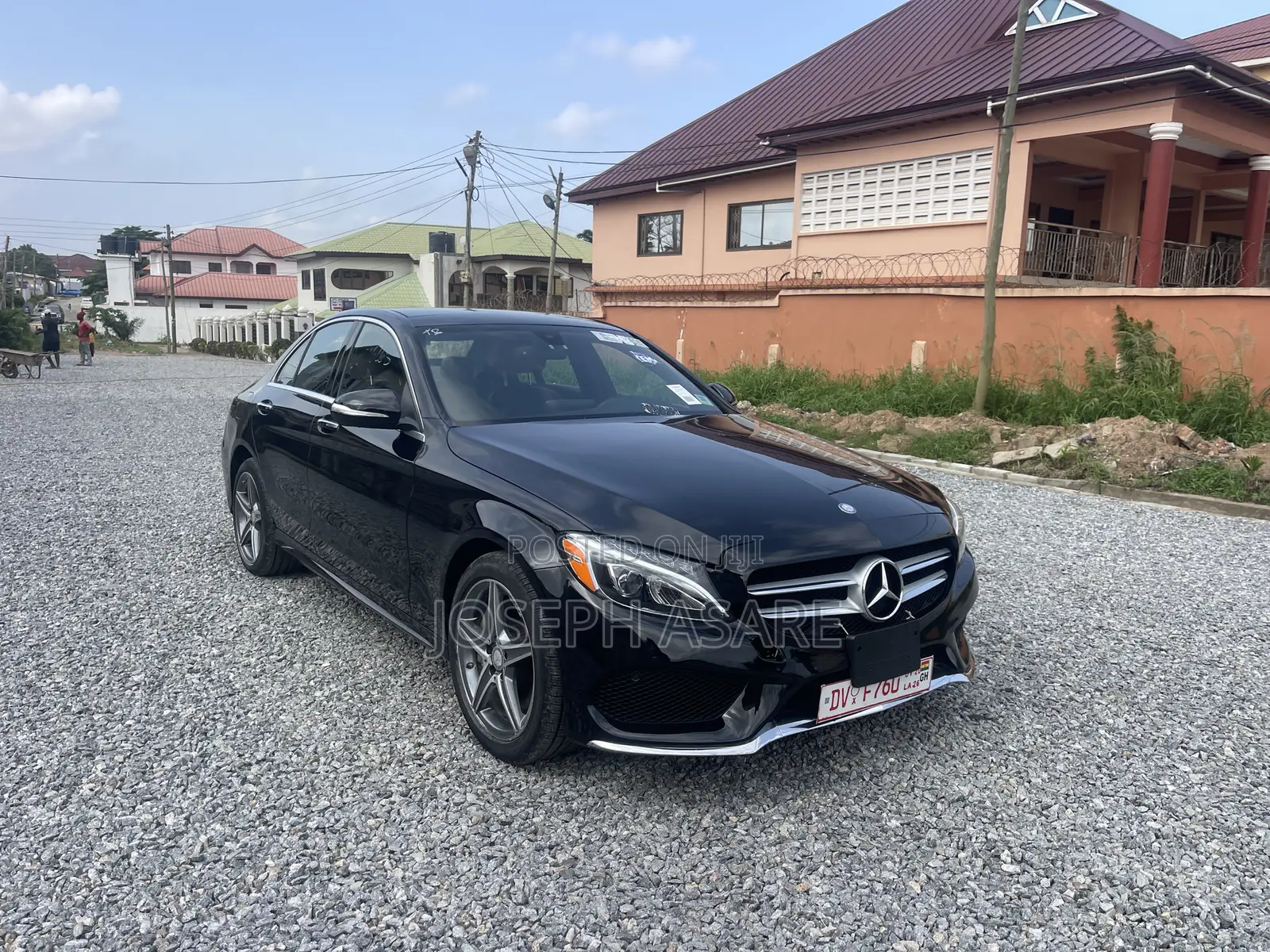 Mercedes-Benz C300 Luxury 4dr AWD 4Matic Sedan (2.0L 4cyl 7A) 2015
