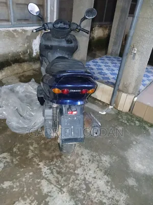 Yamaha Majesty 2021