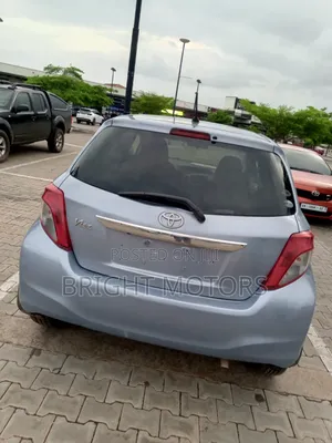 Toyota Vitz 2012 Blue