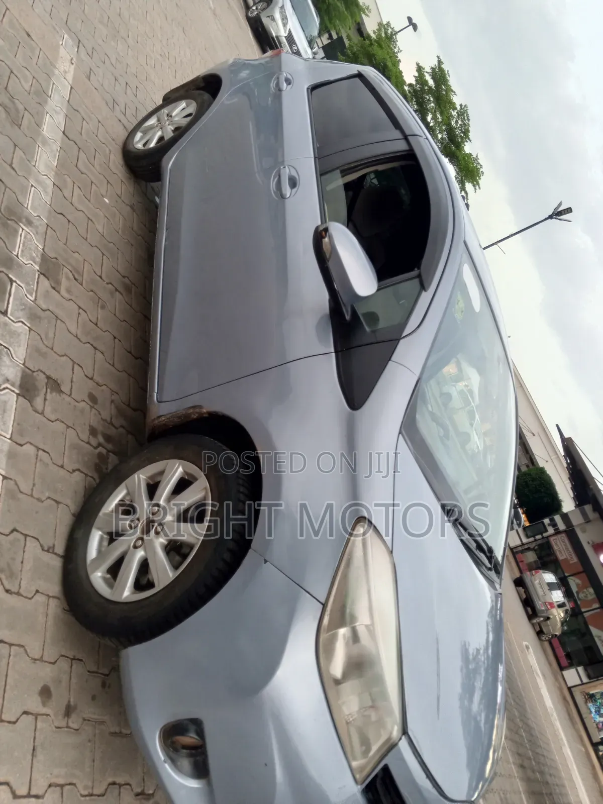 Toyota Vitz 2012 Blue