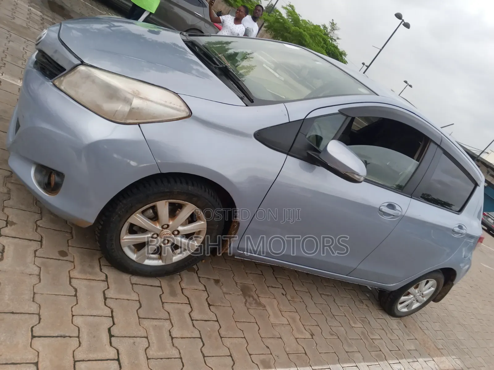 Toyota Vitz 2012 Blue