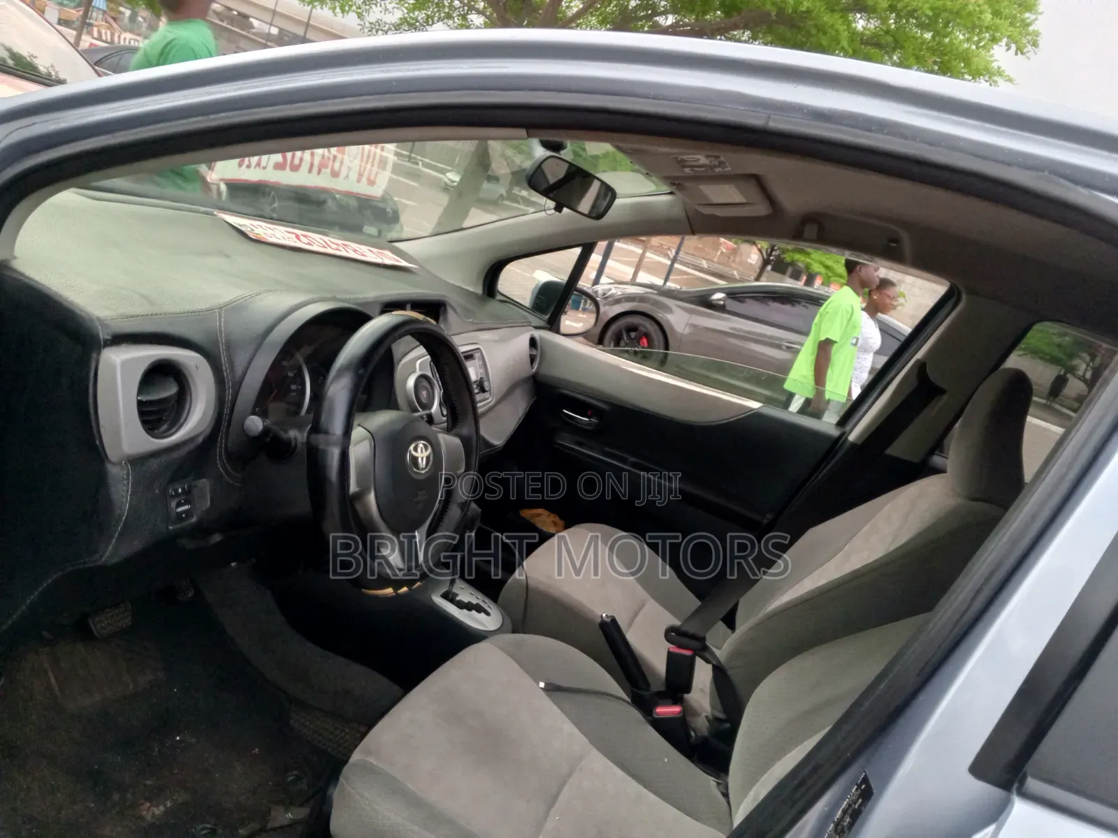 Toyota Vitz 2012 Blue