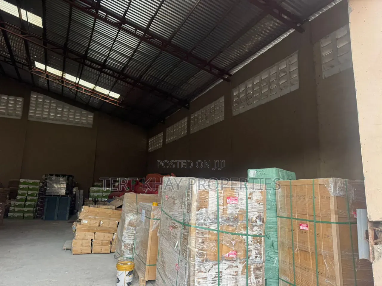 1000 Sqm. Warehouse for Rent at Achimota