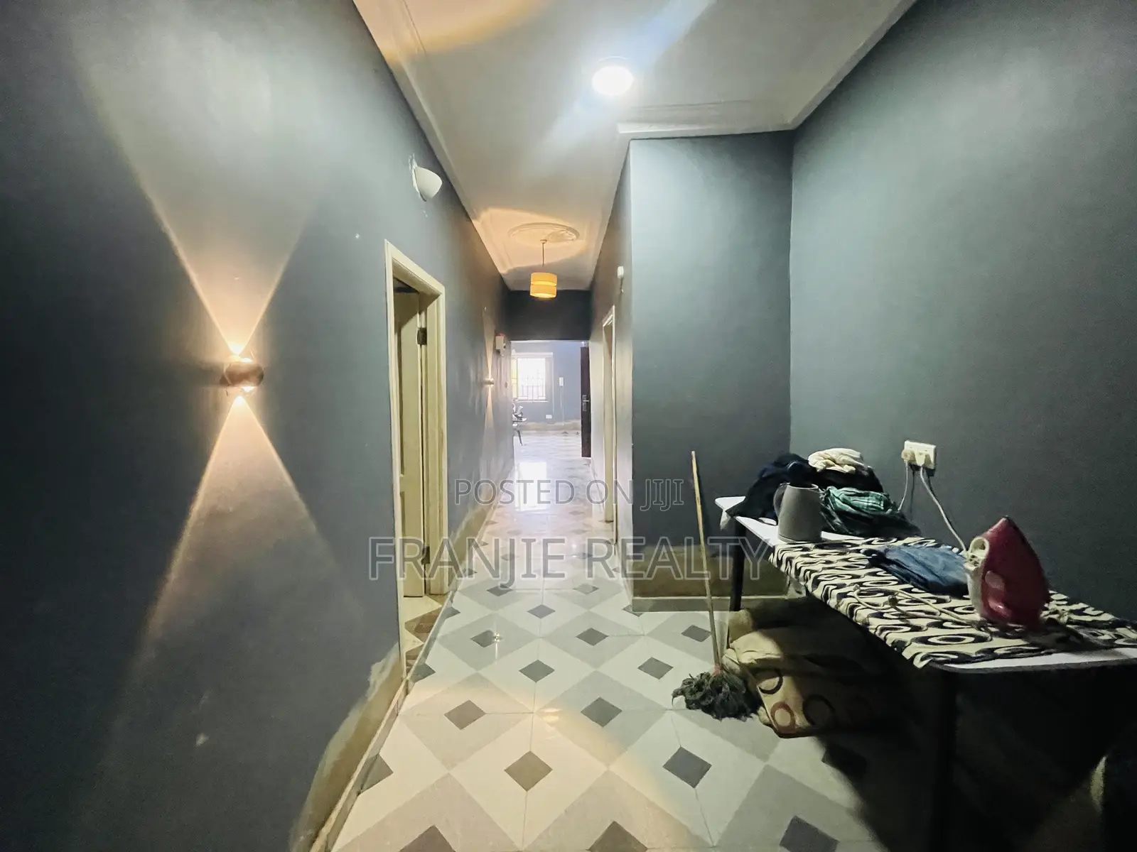 3bdrm House in Franjie Rwalty, Kasoa for sale