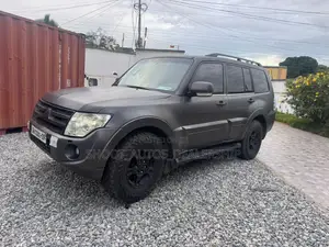 Mitsubishi Pajero 2009 Black