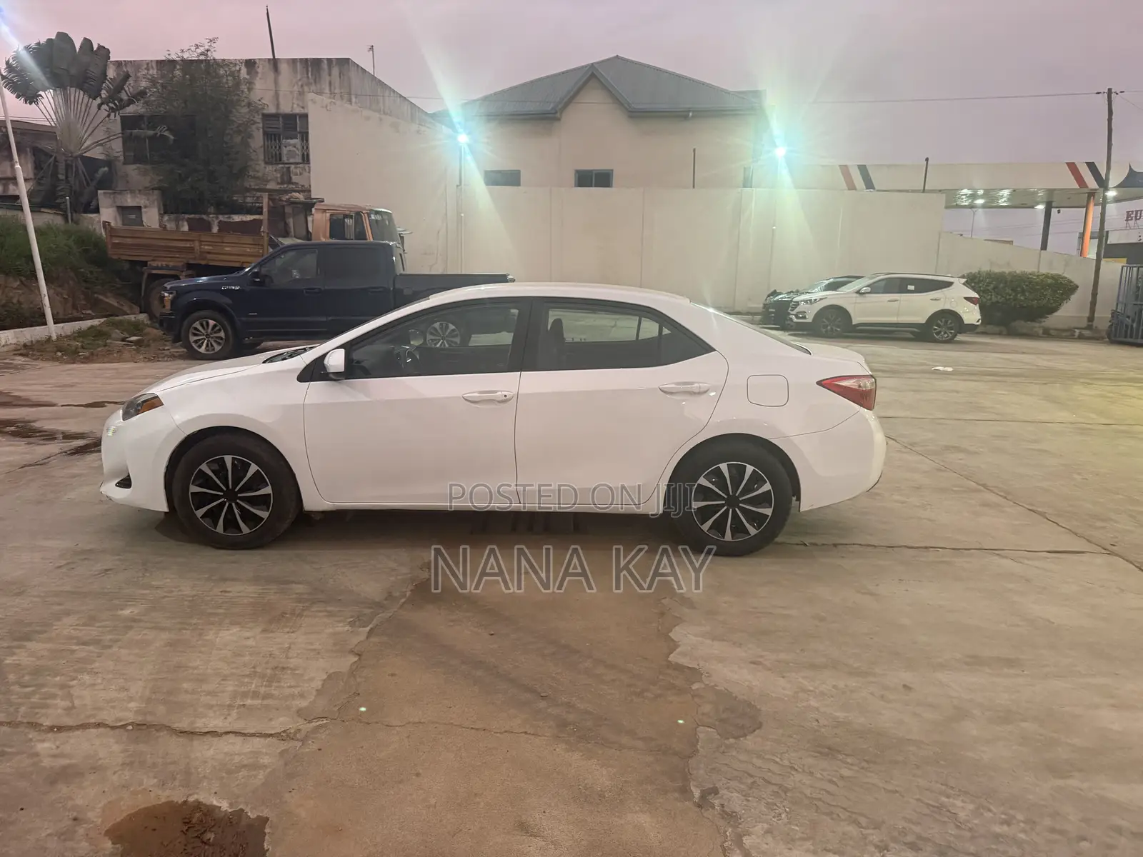 Toyota Corolla L 4dr Sedan (1.8L 4cyl CVT) 2017 White