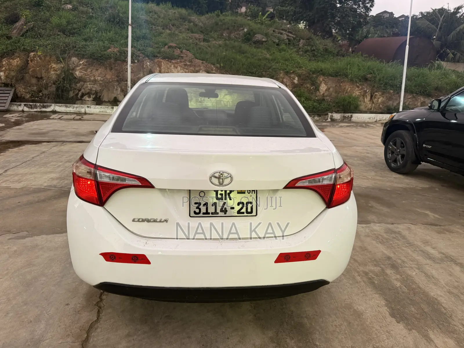Toyota Corolla L 4dr Sedan (1.8L 4cyl CVT) 2017 White