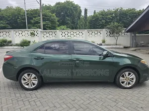 Toyota Corolla 2014 Green