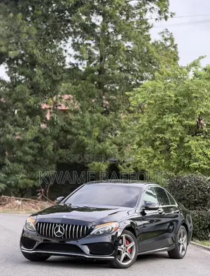 Mercedes-Benz C300 2017 Black