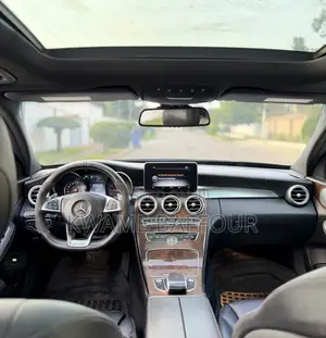 Mercedes-Benz C300 2017 Black