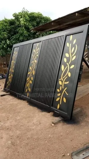 Sliding Metal Gate