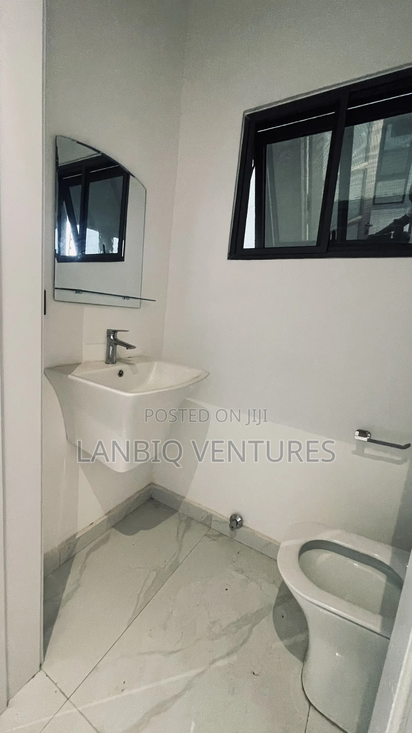 3bdrm House in Oyarifa for sale
