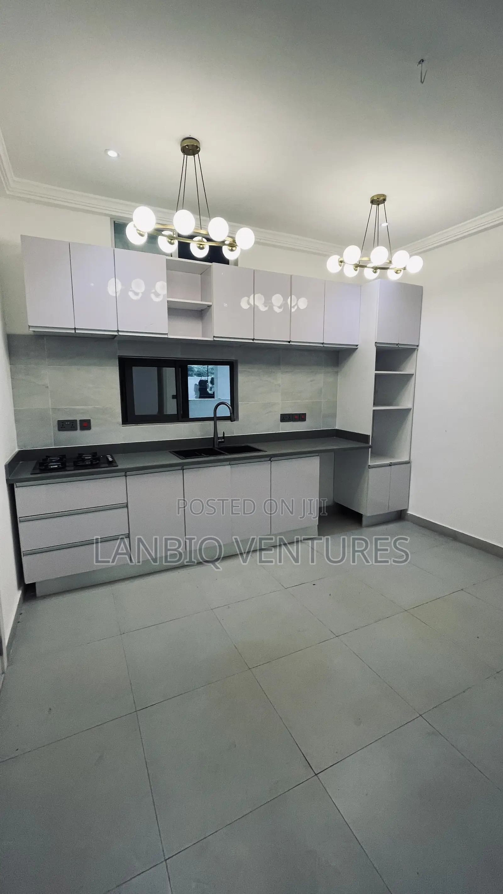 3bdrm House in Oyarifa for sale