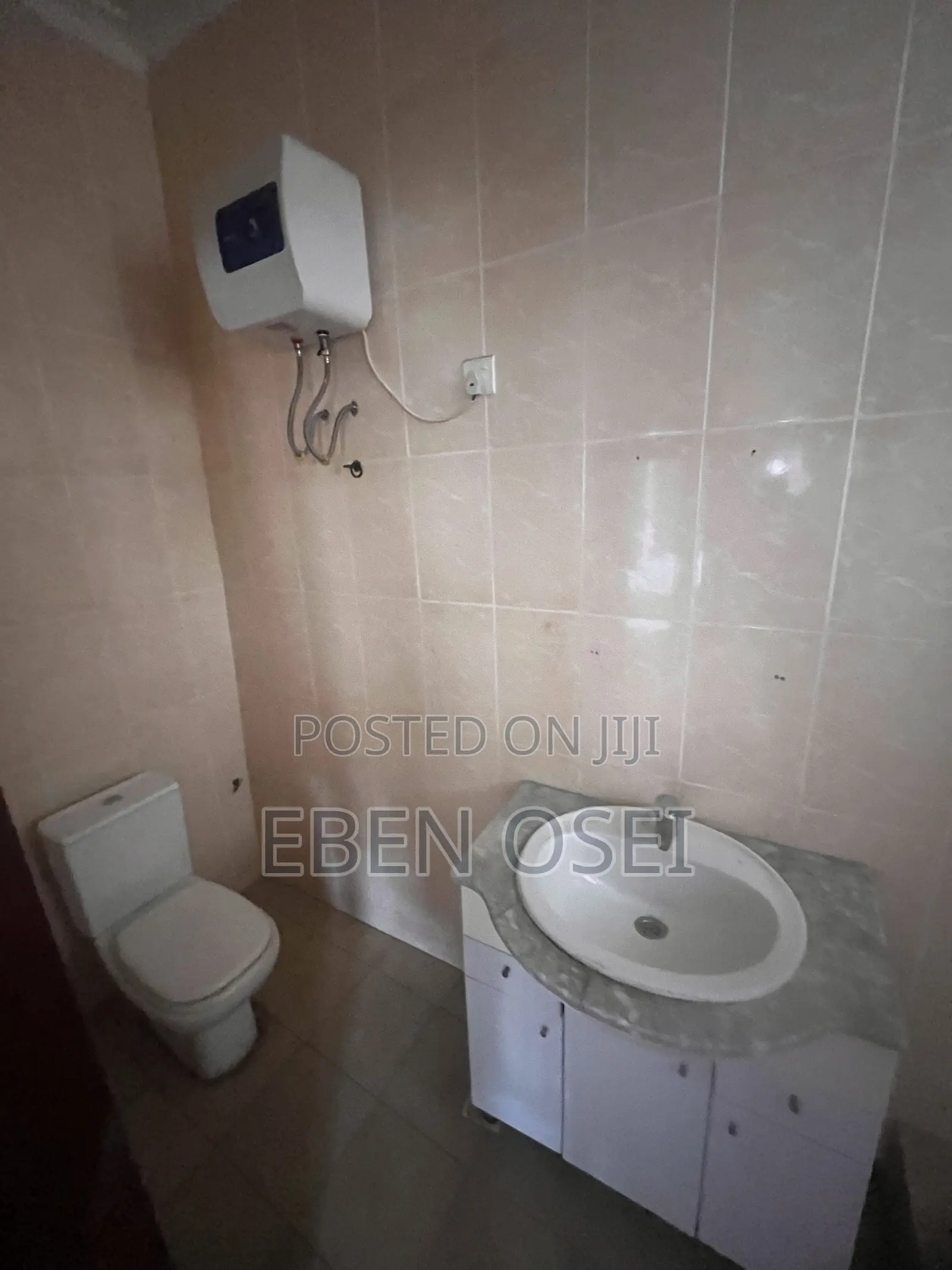 2bdrm Apartment in Dansoman for rent