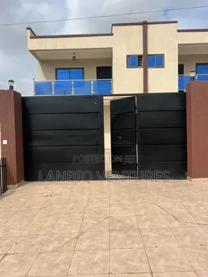 3bdrm House in Ashomang Estate for sale