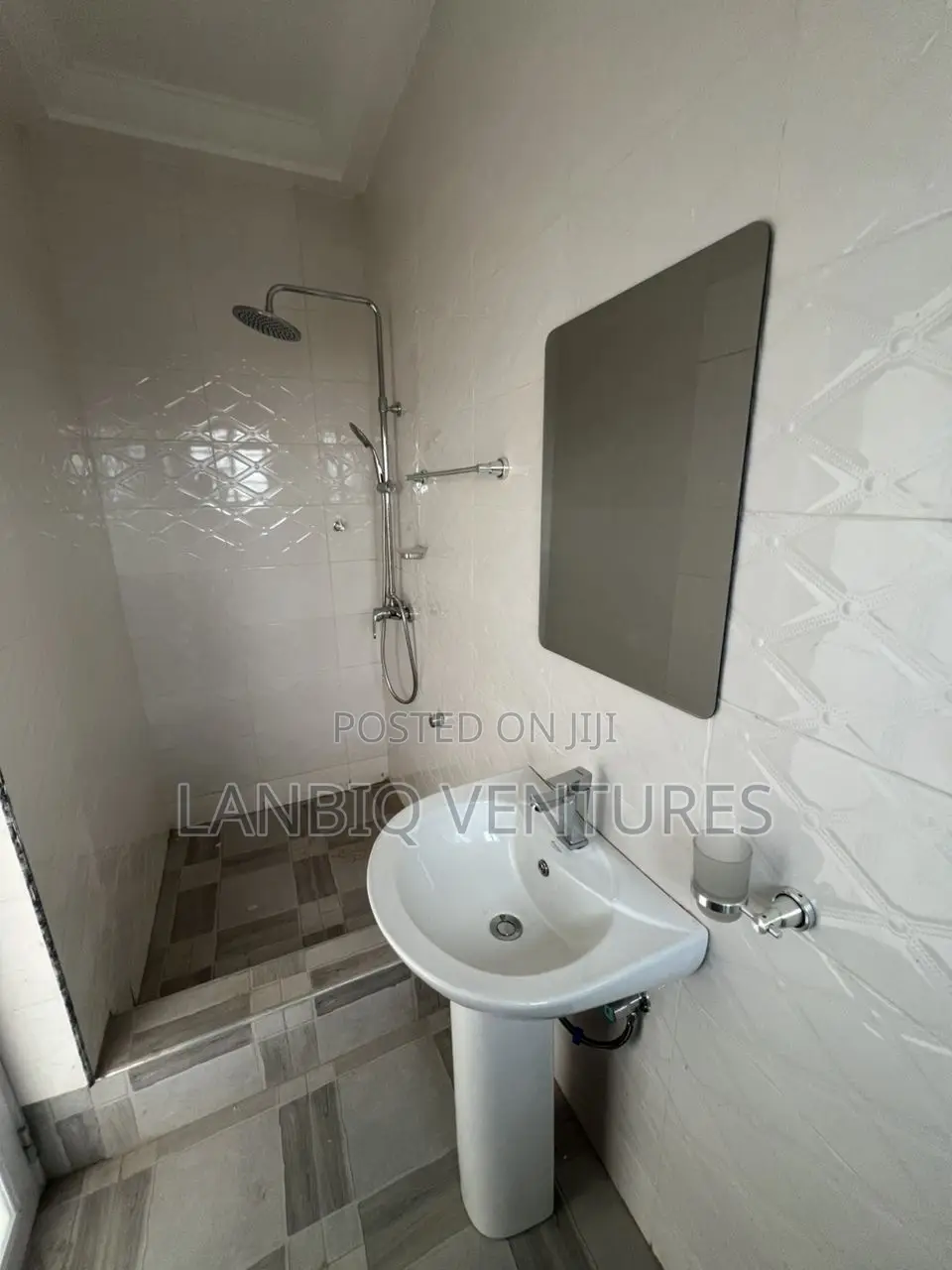 3bdrm House in Ashomang Estate for sale