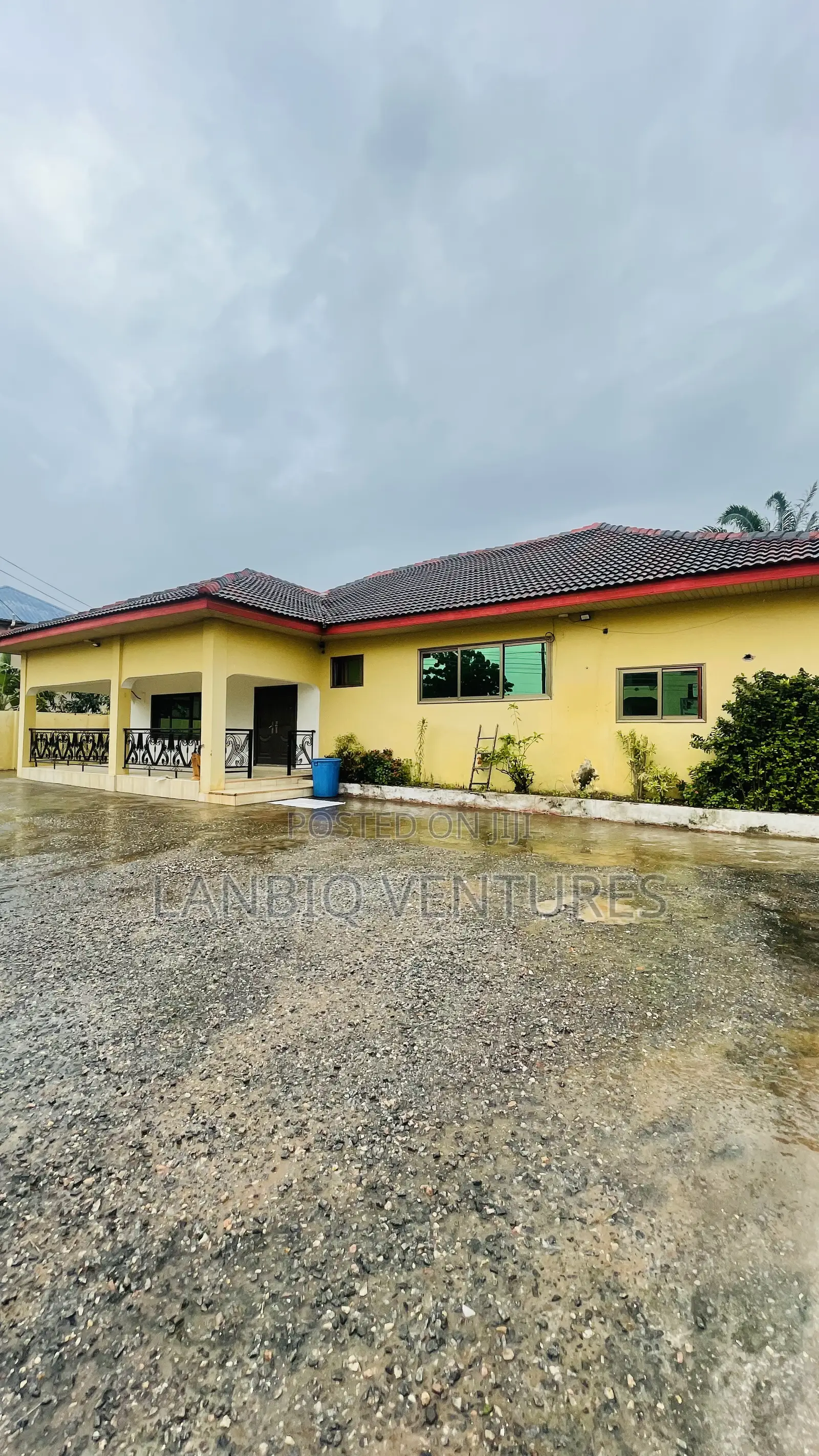 5bdrm House in West Legon for rent