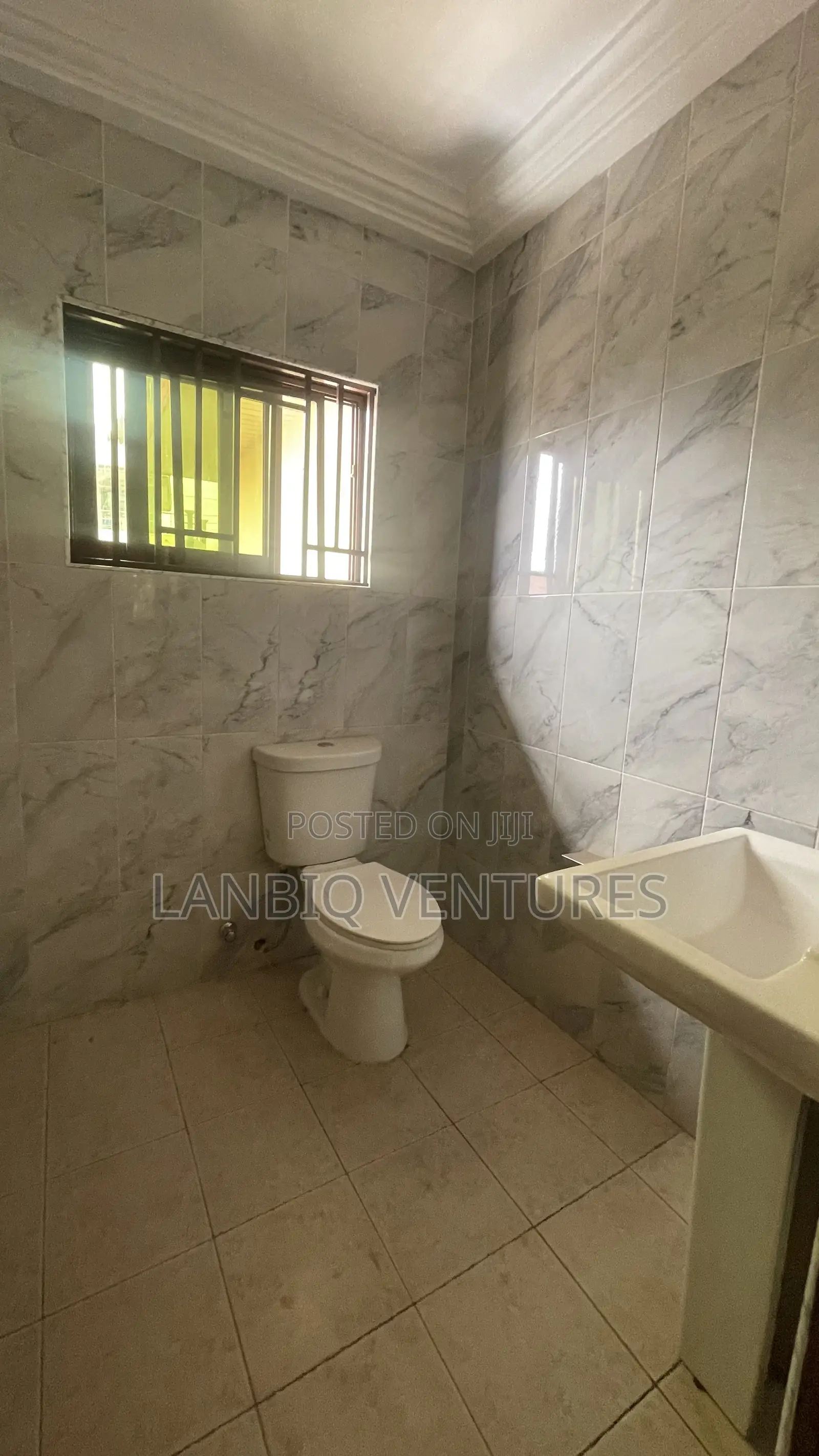 5bdrm House in West Legon for rent