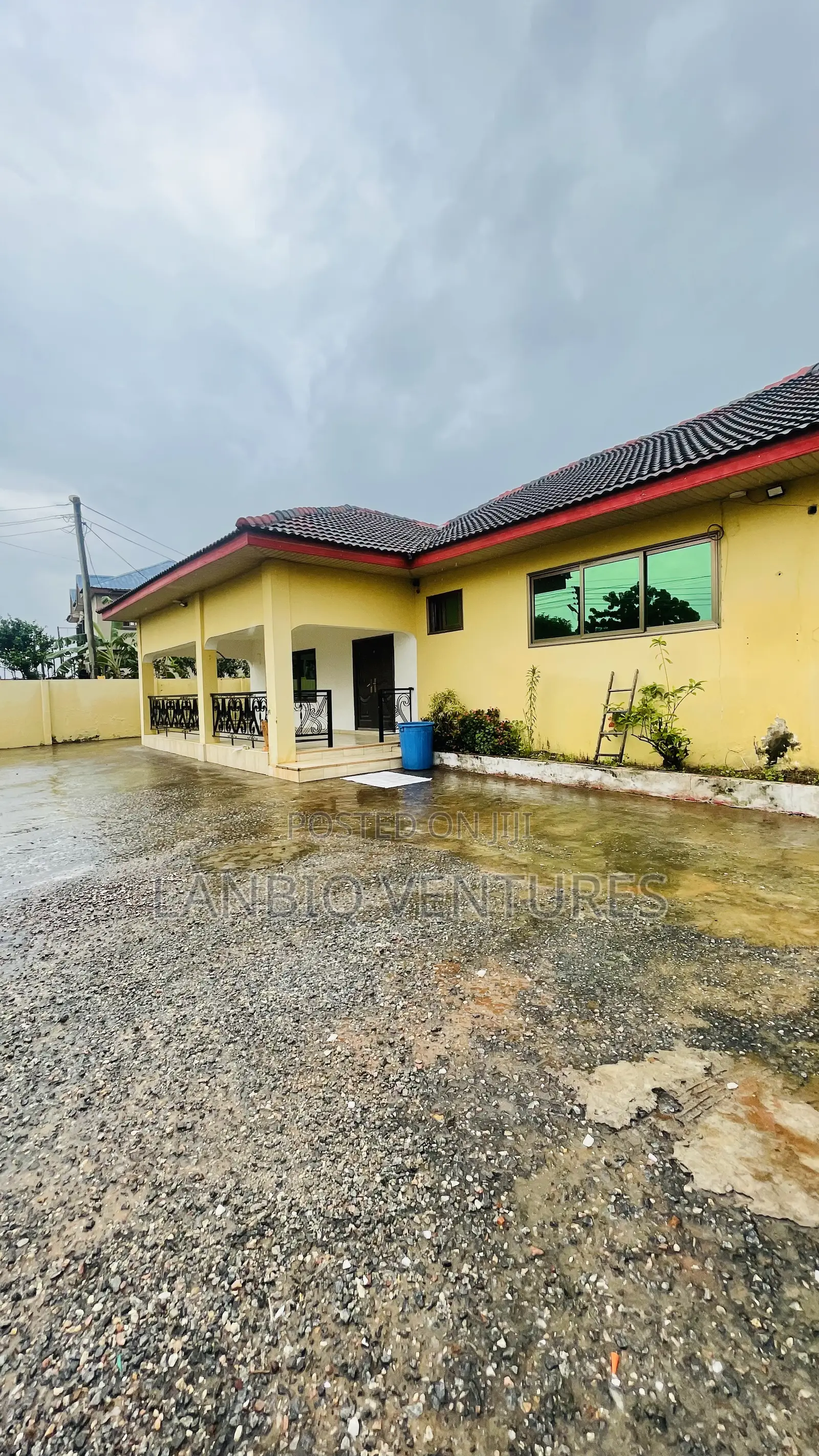 5bdrm House in West Legon for rent