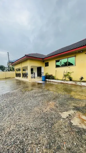 5bdrm House in West Legon for rent
