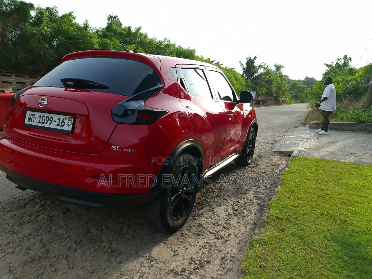 Nissan Juke 2011 Red