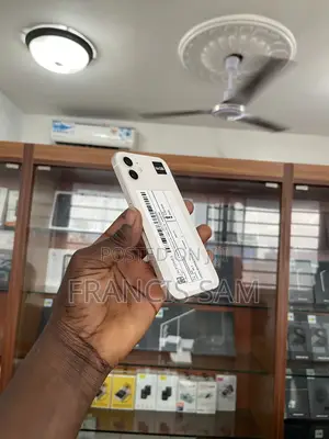 Apple iPhone 12 64 GB White