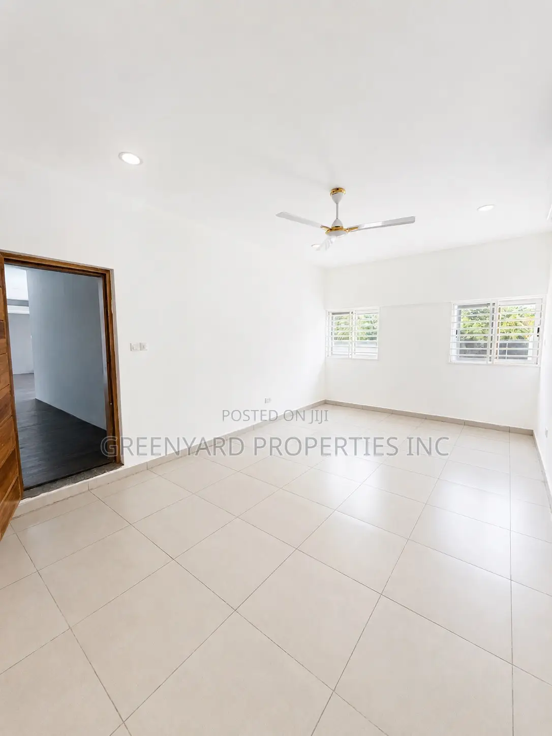 6 Rooms Office Space for Lease