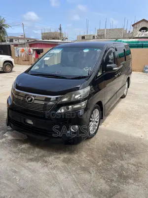 Toyota Vellfire 2013 Black