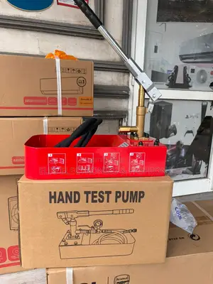 Hand Test Pump