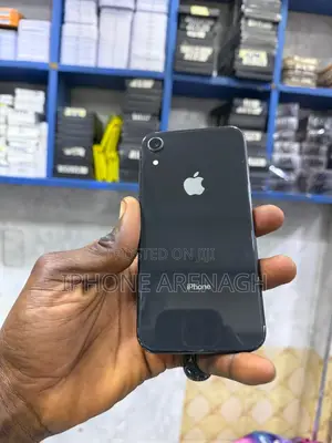 Apple iPhone SE (2022) 64 GB Black