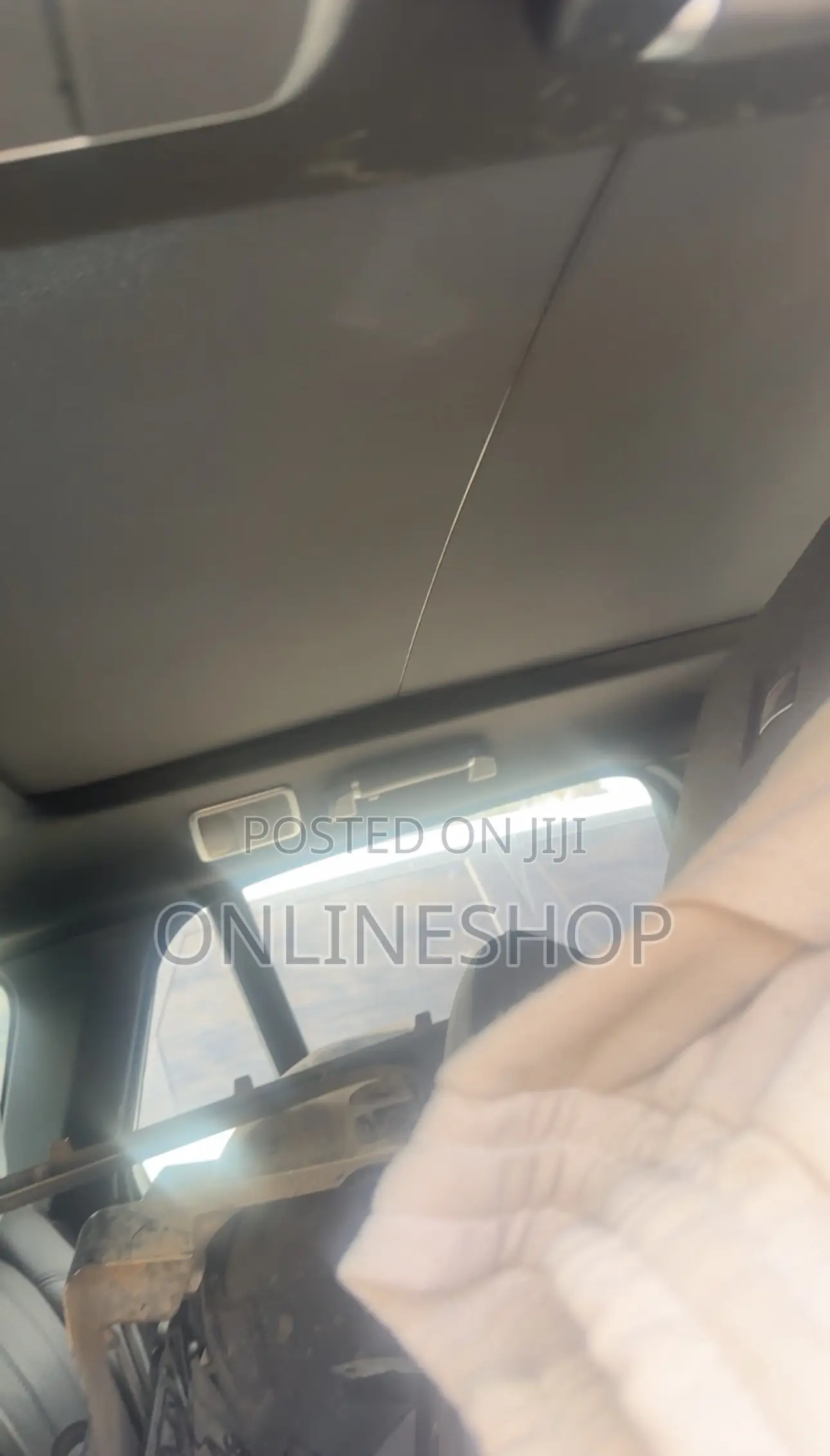 Range Rover Vogue 2016 - Parts / Shell (Headlights, Bumper, Interior)