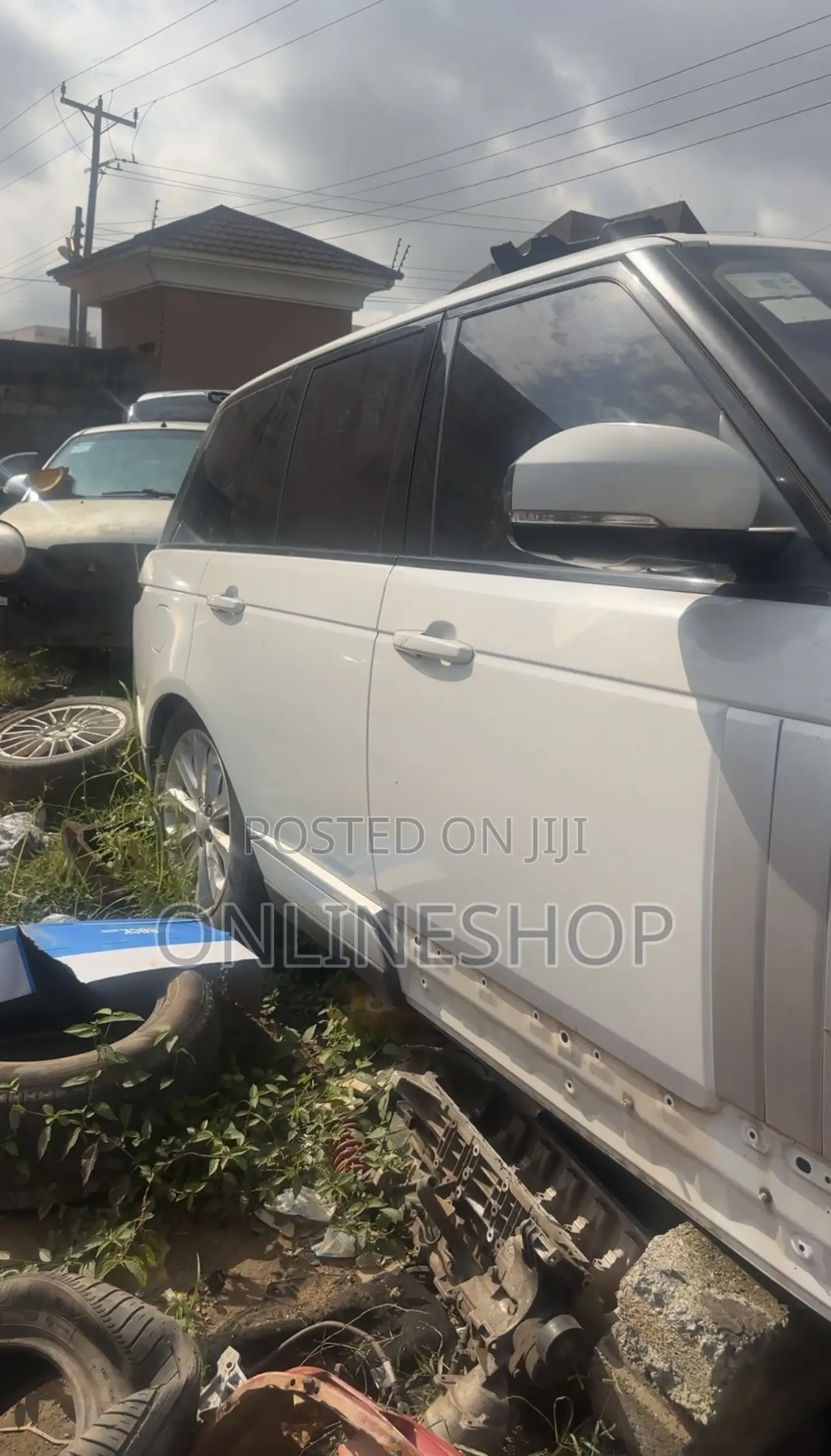 Range Rover Vogue 2016 - Parts / Shell (Headlights, Bumper, Interior)