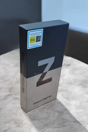 New Samsung Galaxy Z Flip 3 256 GB Black